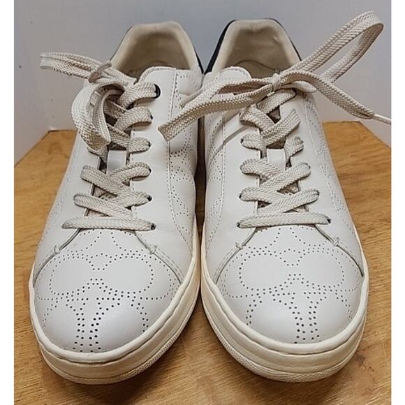 Coach Shoes - COACH G5393 Clip Low Top Sneaker Size 9B